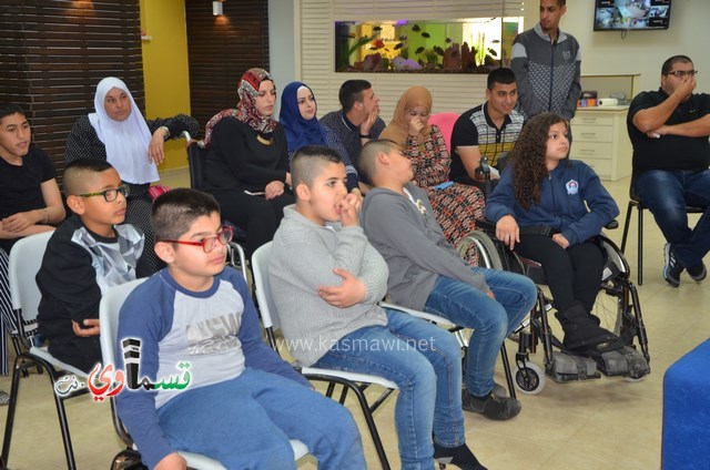 فيديو: الرئيس عادل بدير و ابطال الاسود القسماوية يرسمون البسمة على وجوه طلاب جمعية لست وحدك